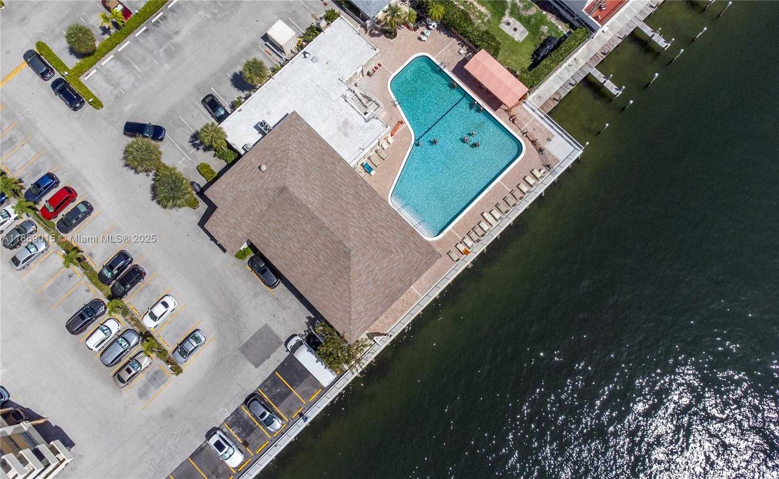 Small Image of 1833 SOUTH OCEAN DR #1007, Hallandale Beach Number 54