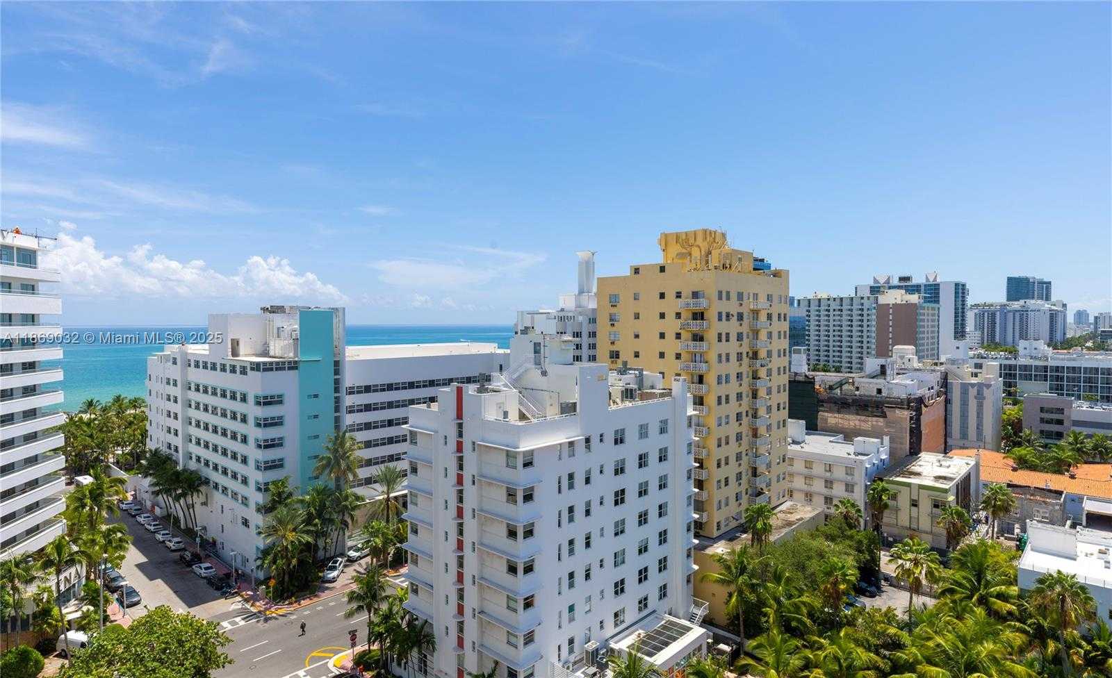 Small Image of 3200 COLLINS AVE #12-8, Miami Beach Number 24