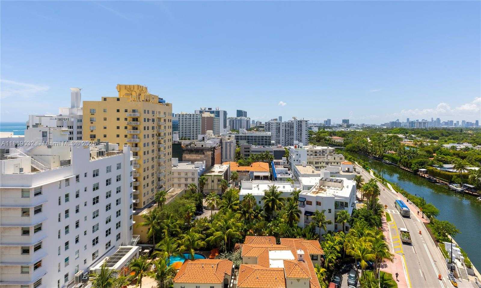 Small Image of 3200 COLLINS AVE #12-8, Miami Beach Number 25