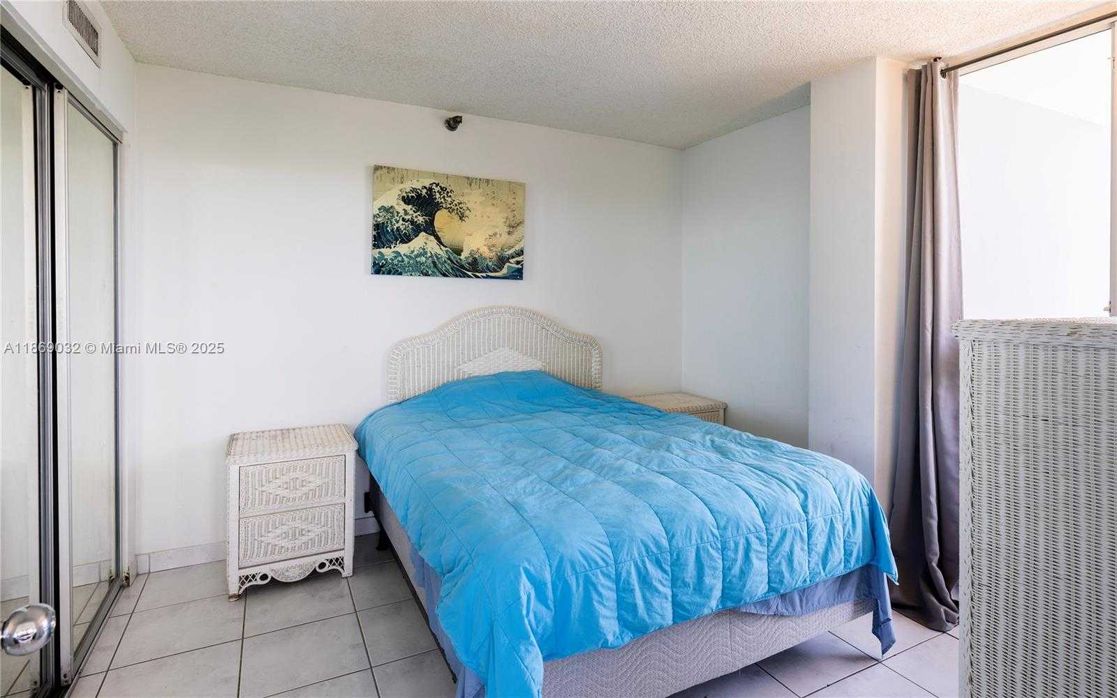 Small Image of 3200 COLLINS AVE #12-8, Miami Beach Number 8