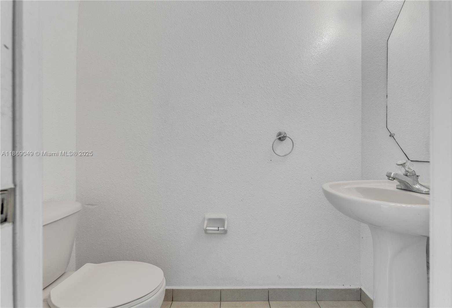 Small Image of 11724 SOUTH WEST 137TH PATH, Miami Number 12