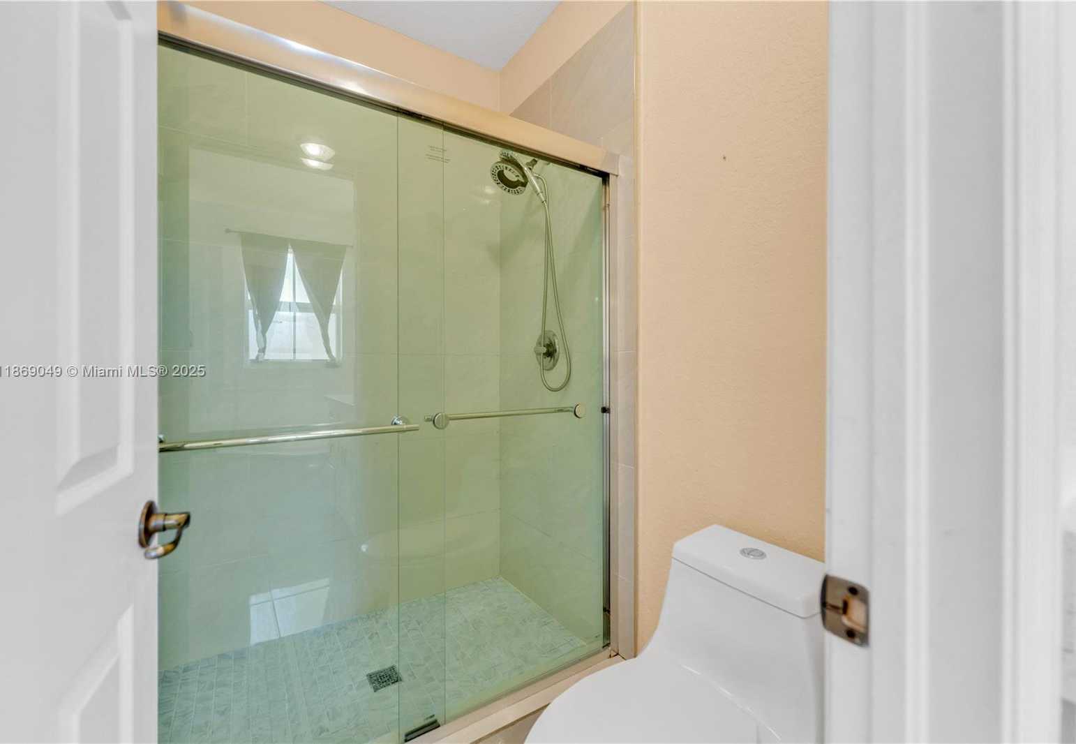 Small Image of 11724 SOUTH WEST 137TH PATH, Miami Number 18