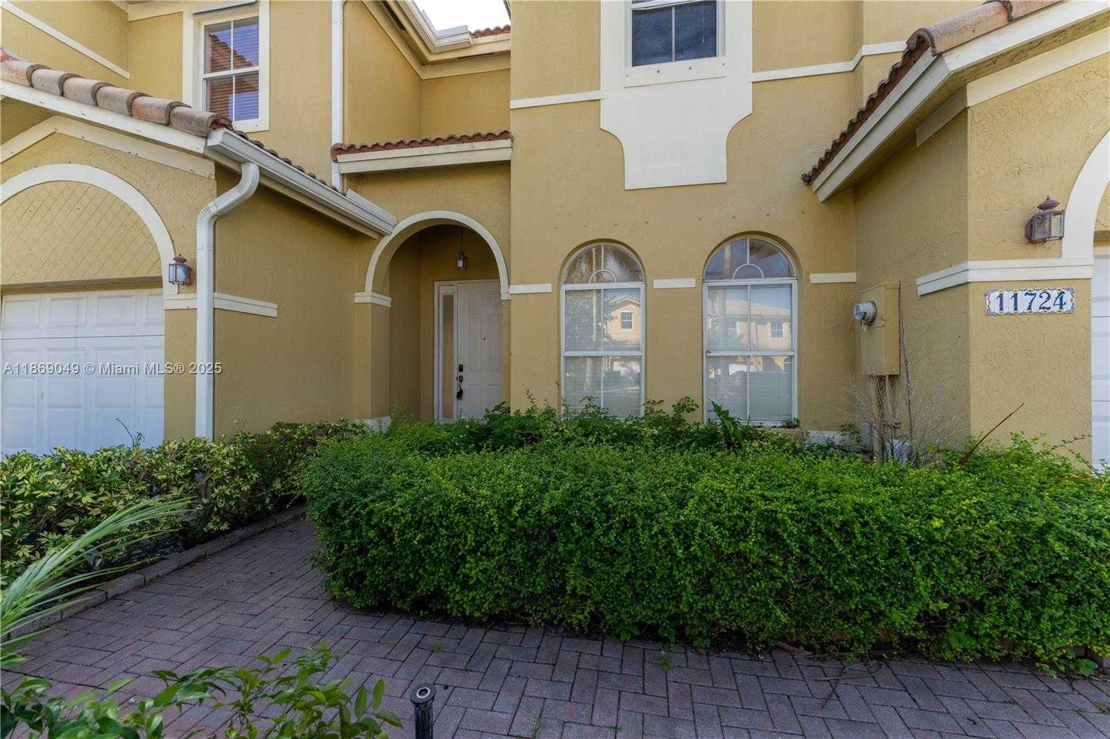 Small Image of 11724 SOUTH WEST 137TH PATH, Miami Number 2