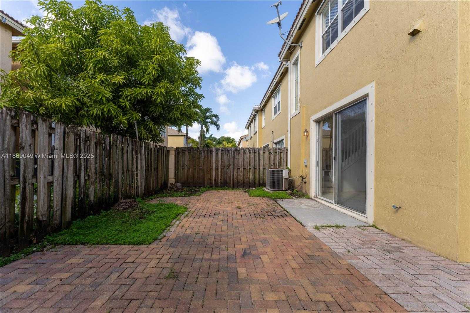 Small Image of 11724 SOUTH WEST 137TH PATH, Miami Number 25