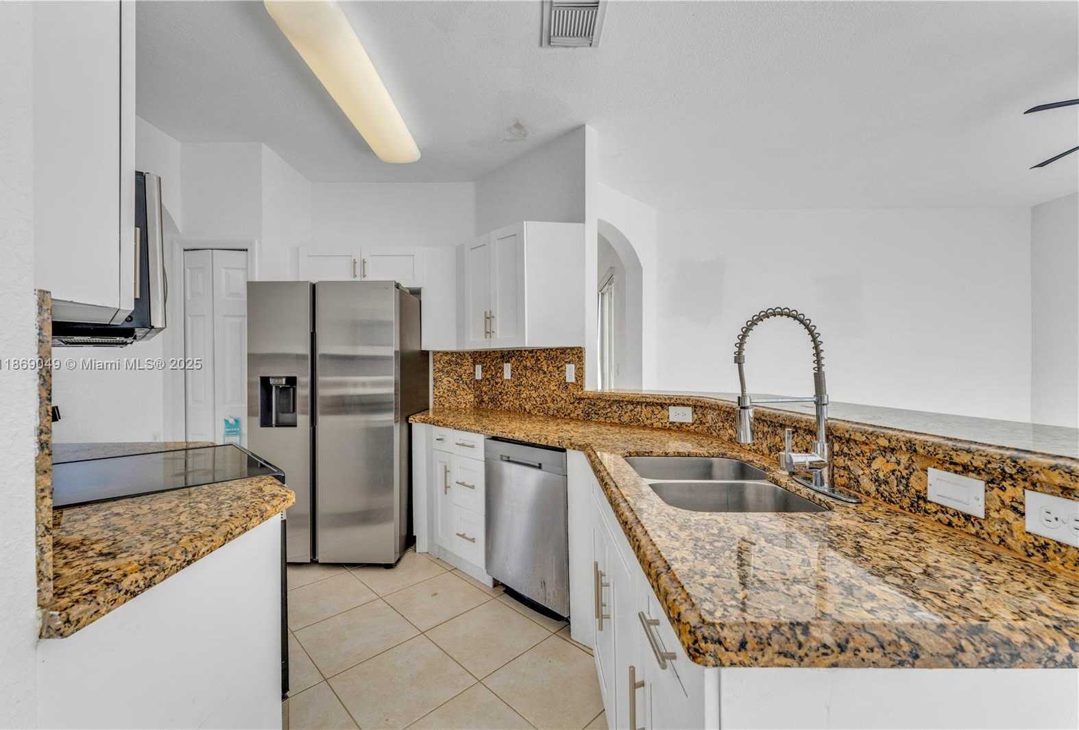 Small Image of 11724 SOUTH WEST 137TH PATH, Miami Number 9