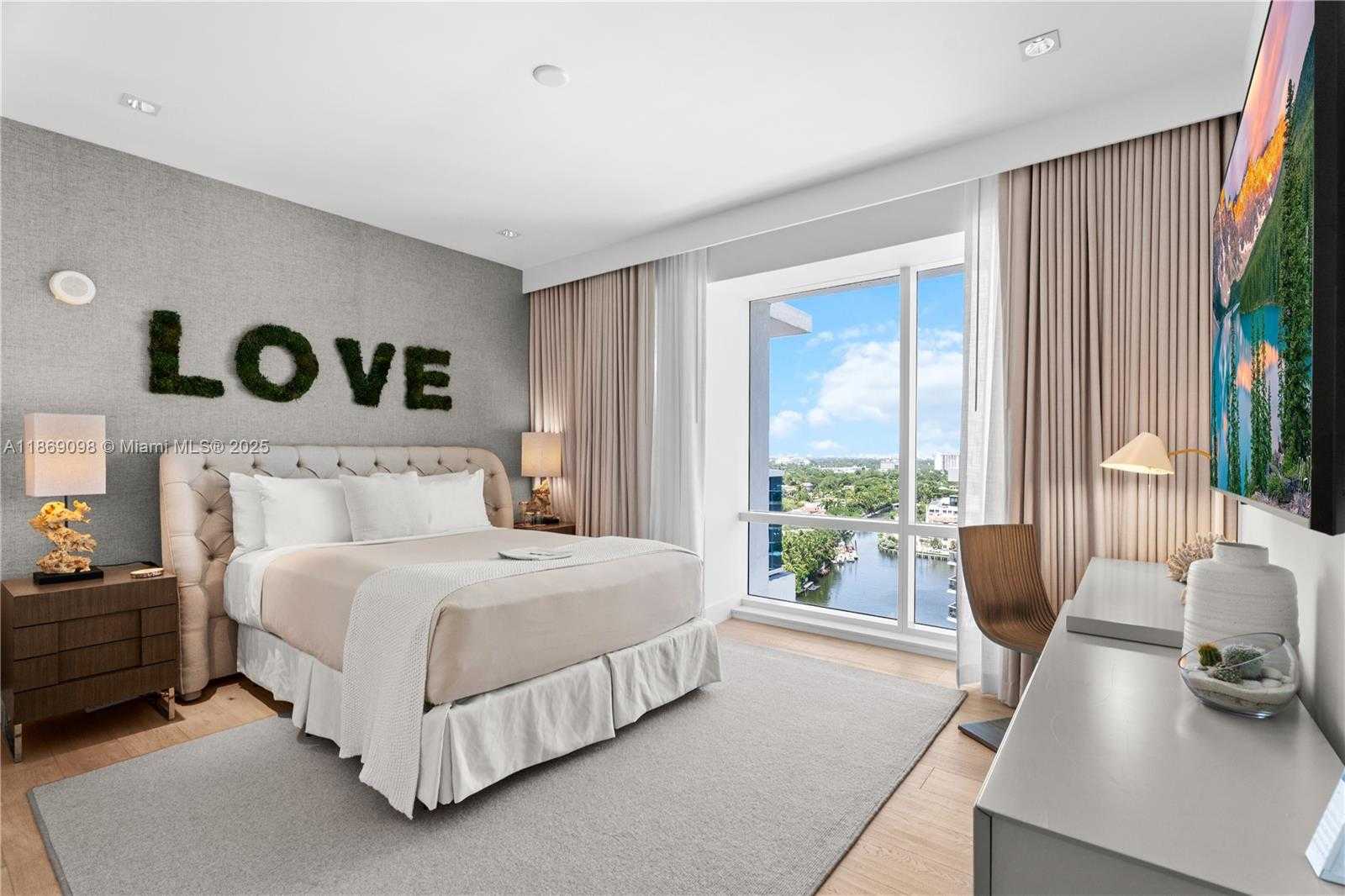 Small Image of 102 24TH ST #PH-1703, Miami Beach Number 13