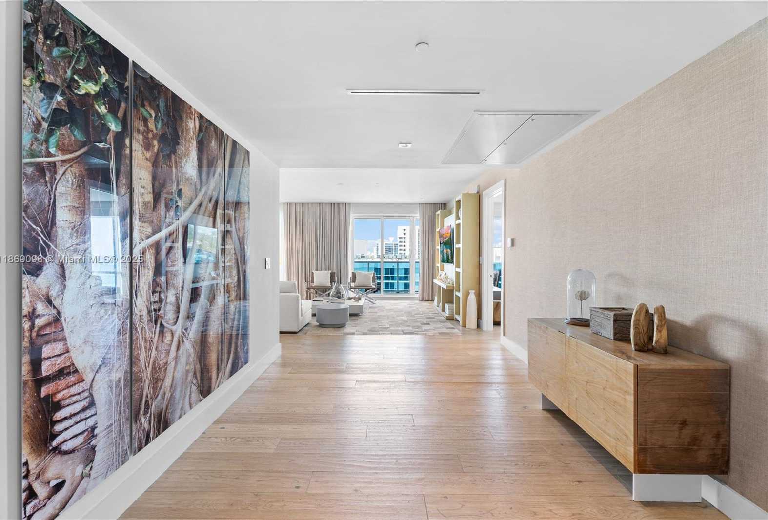 Small Image of 102 24TH ST #PH-1703, Miami Beach Number 3