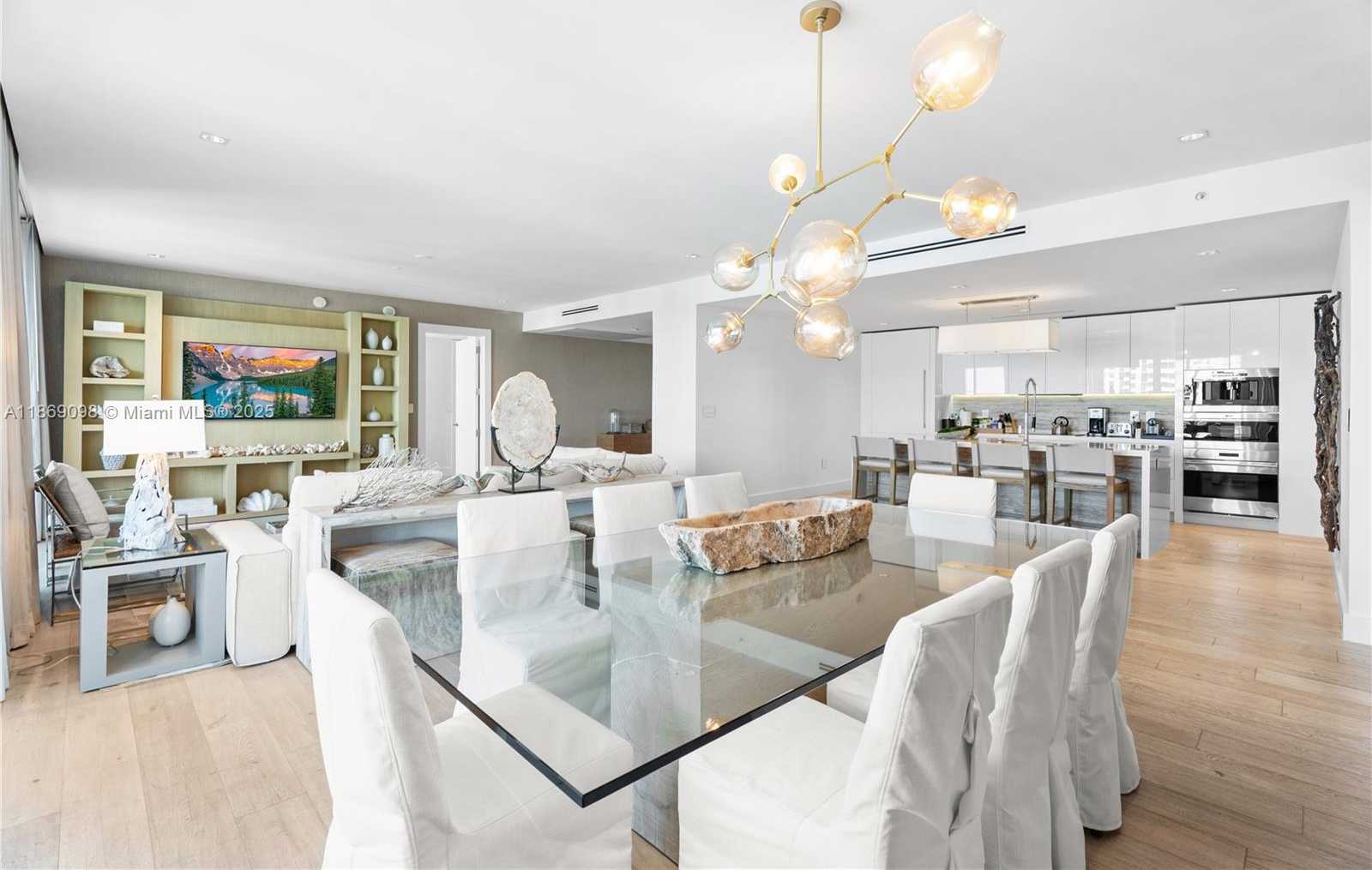 Small Image of 102 24TH ST #PH-1703, Miami Beach Number 6
