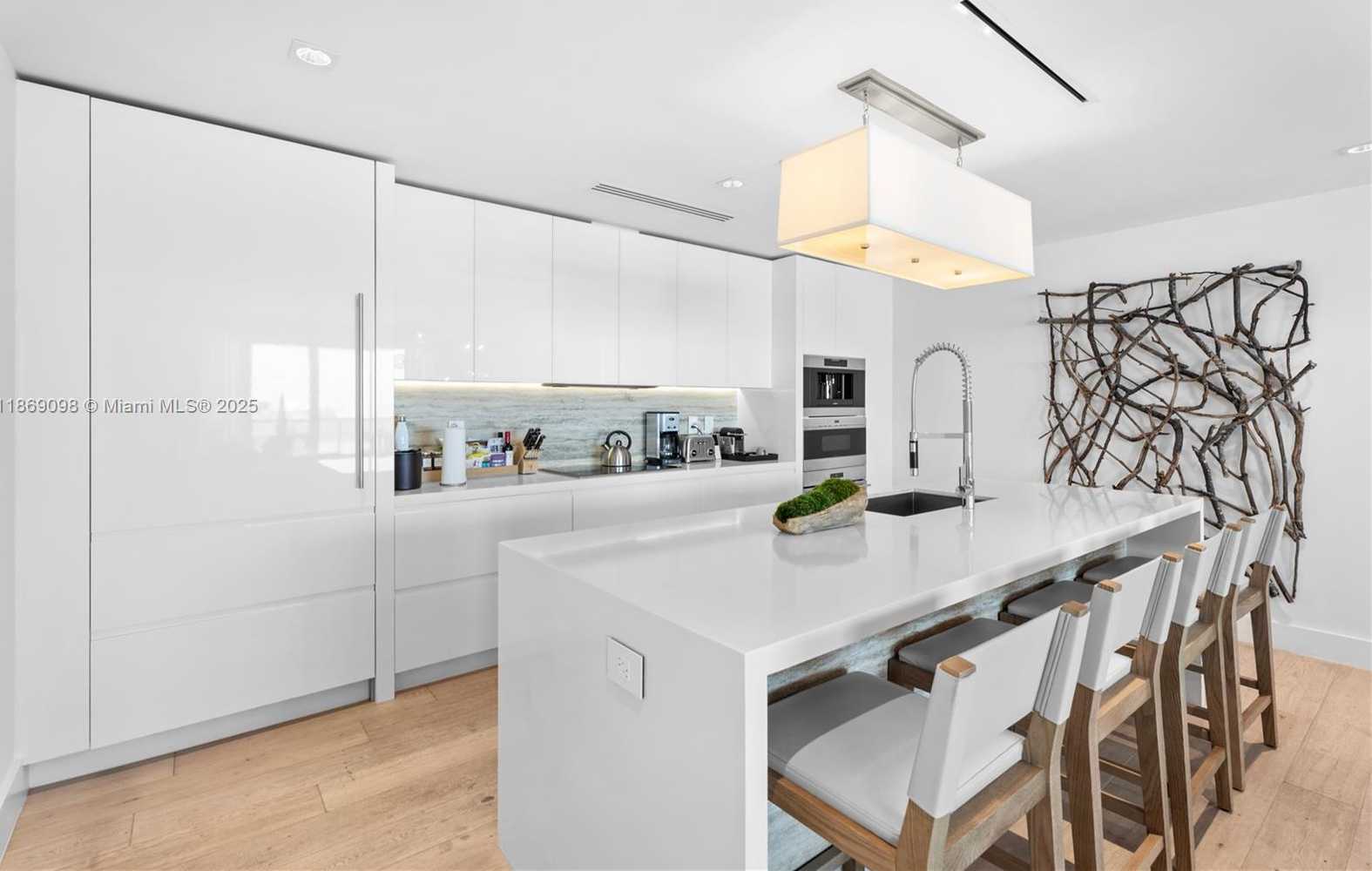 Small Image of 102 24TH ST #PH-1703, Miami Beach Number 8