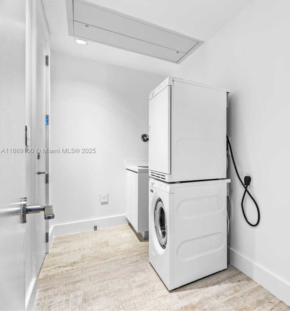 Small Image of 102 24TH ST #PH-1705, Miami Beach Number 22