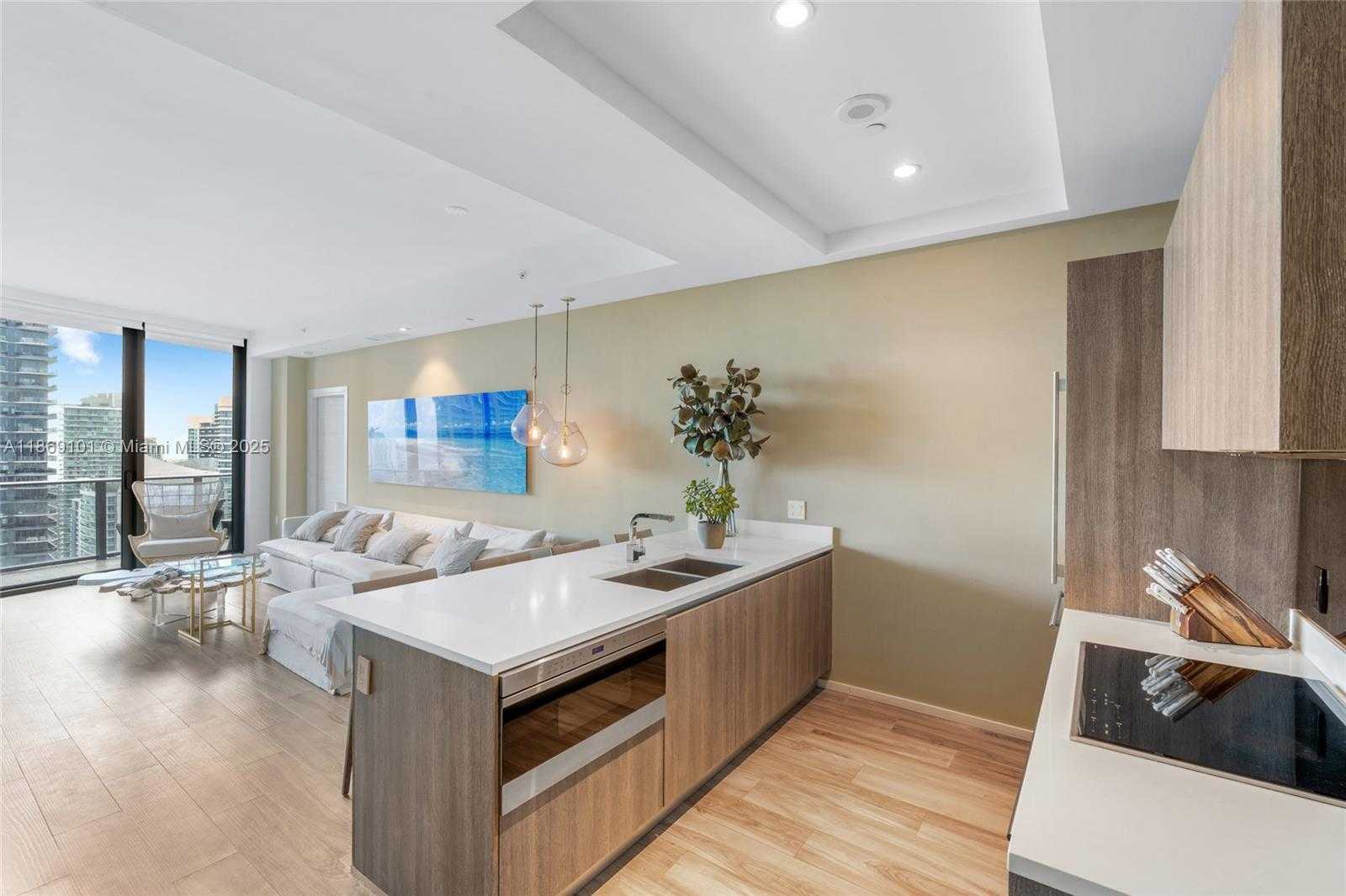 Small Image of 801 SOUTH MIAMI AVE #4802, Miami Number 11