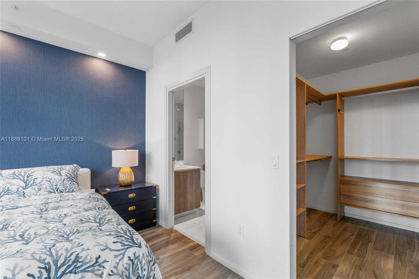 Small Image of 801 SOUTH MIAMI AVE #4802, Miami Number 19