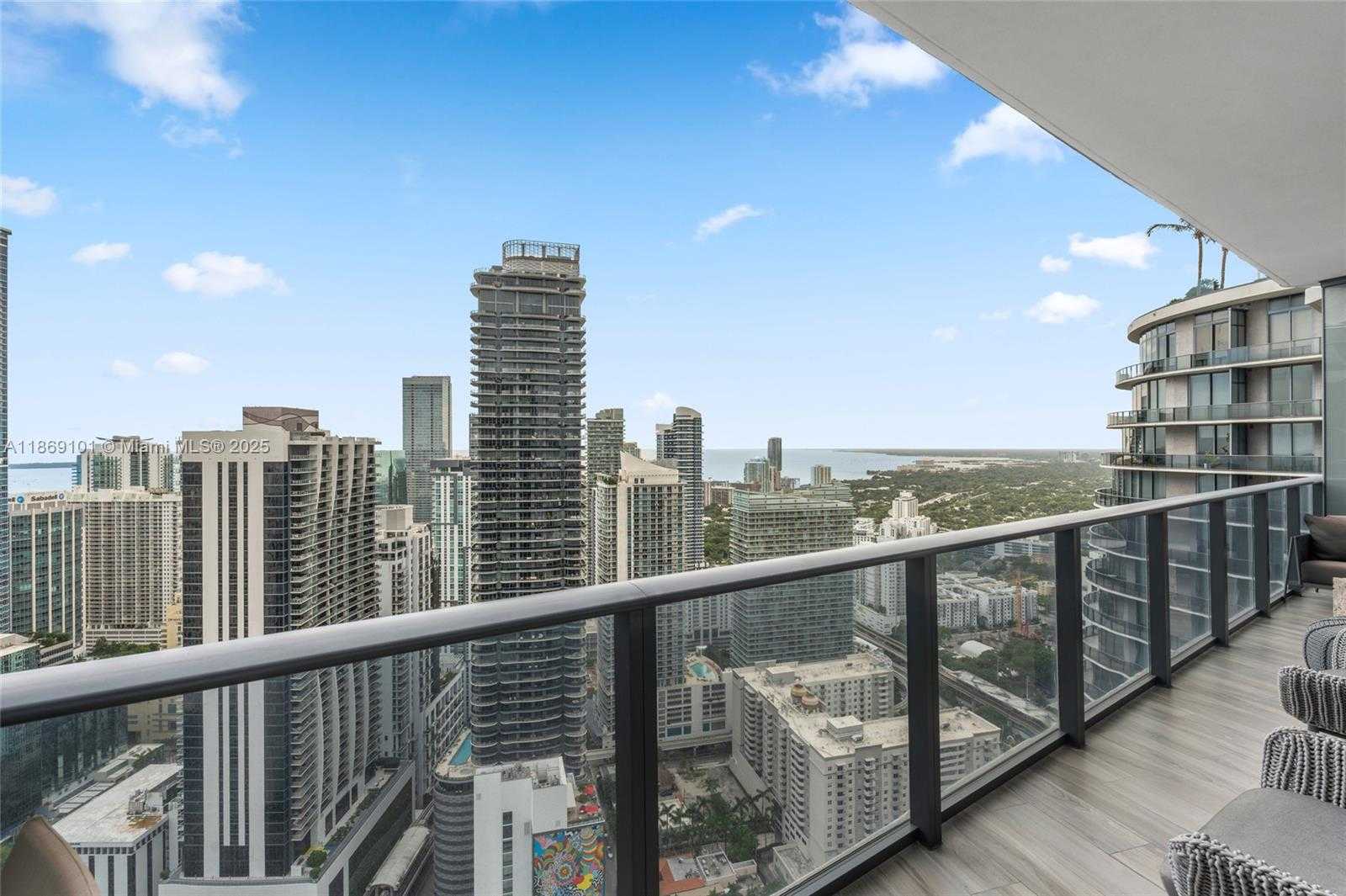Small Image of 801 SOUTH MIAMI AVE #4802, Miami Number 28