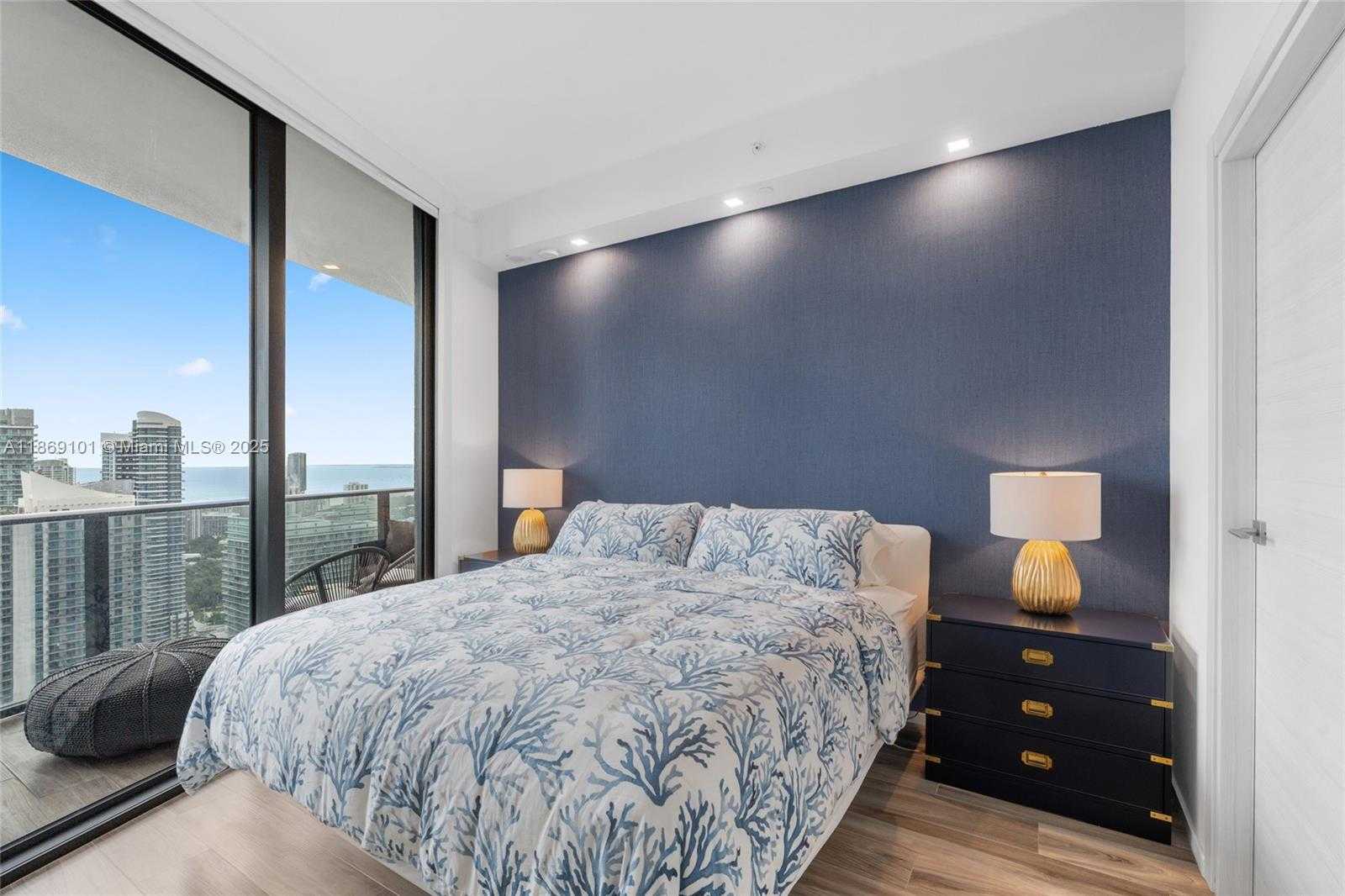 Small Image of 801 SOUTH MIAMI AVE #4802, Miami Number 4