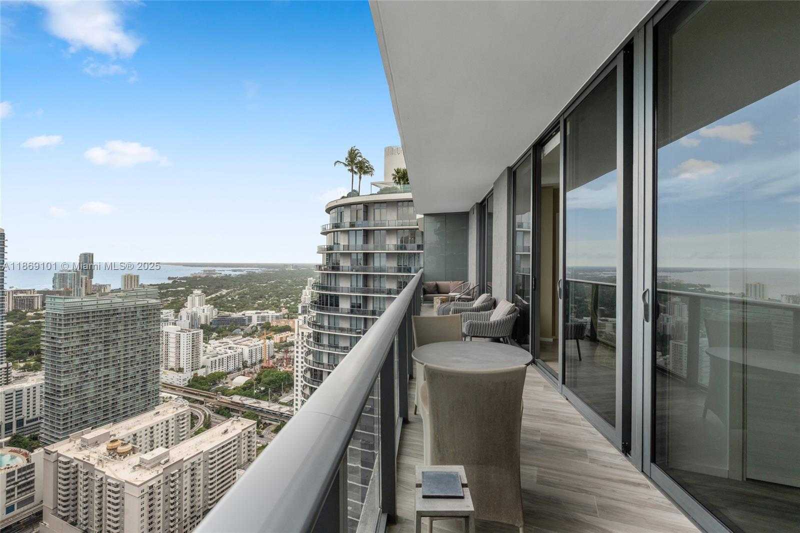 Small Image of 801 SOUTH MIAMI AVE #4802, Miami Number 5