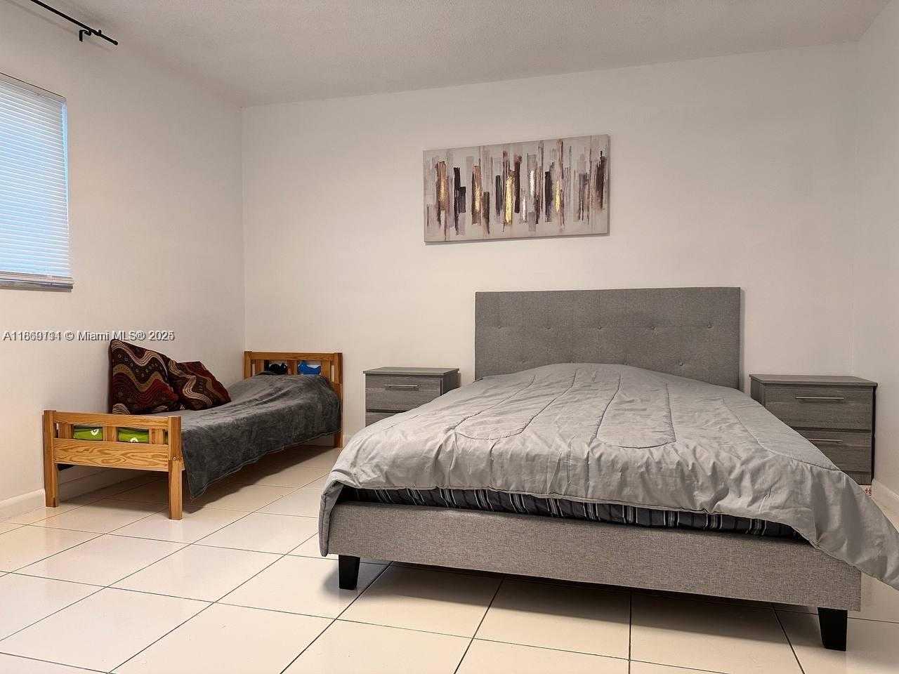 Small Image of 319 NORTH EAST 14TH AVE #106, Hallandale Beach Number 4