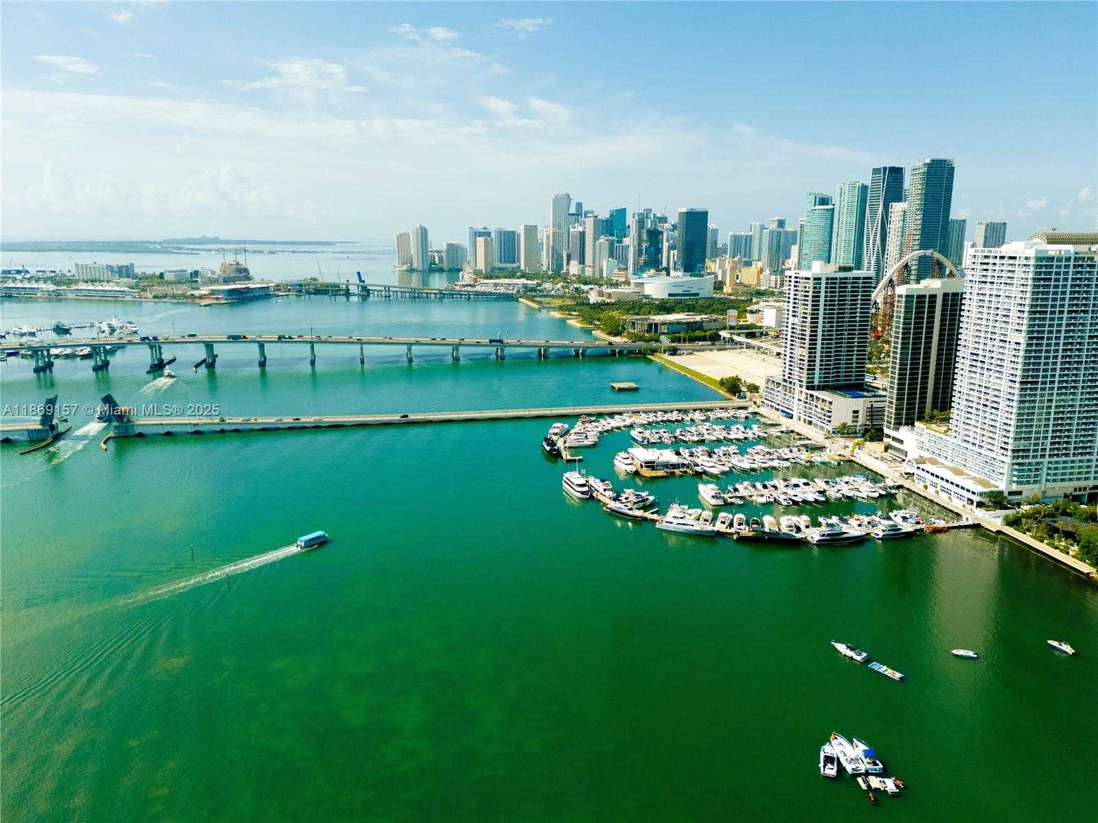 Small Image of 1800 NORTH BAYSHORE DR #1412, Miami Number 29