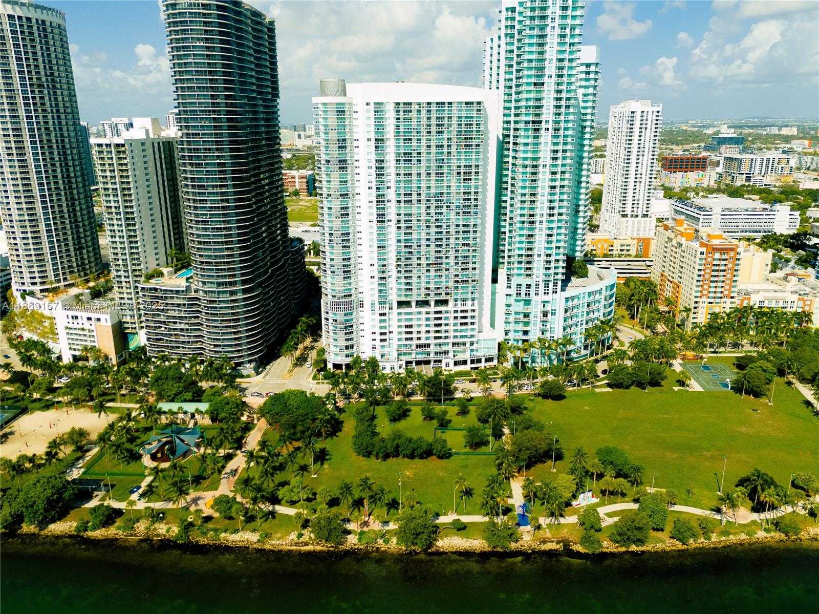 Small Image of 1800 NORTH BAYSHORE DR #1412, Miami Number 30