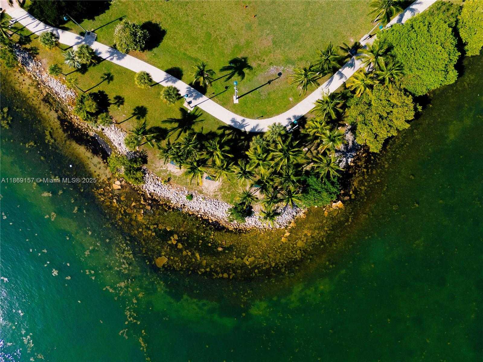 Small Image of 1800 NORTH BAYSHORE DR #1412, Miami Number 32