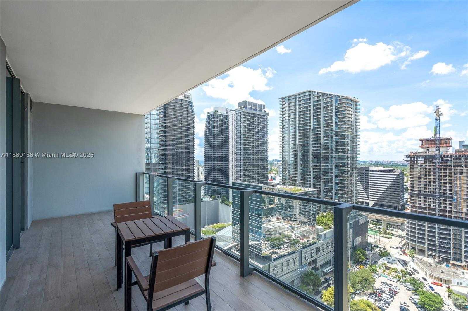 Small Image of 68 SOUTH EAST 6TH ST #2410, Miami Number 23