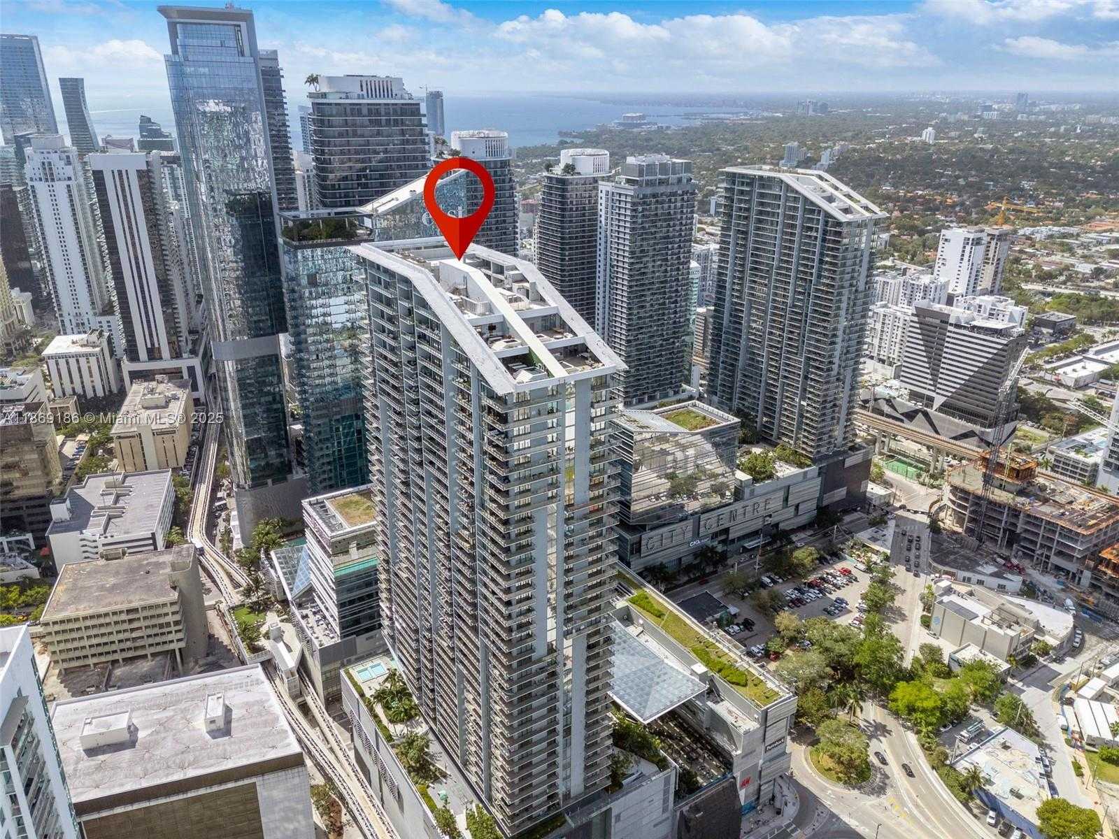 Small Image of 68 SOUTH EAST 6TH ST #2410, Miami Number 37