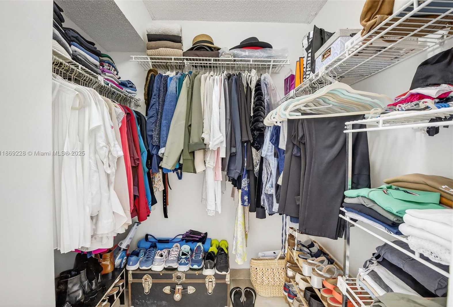 Small Image of 210 174TH ST #1703, Sunny Isles Beach Number 17