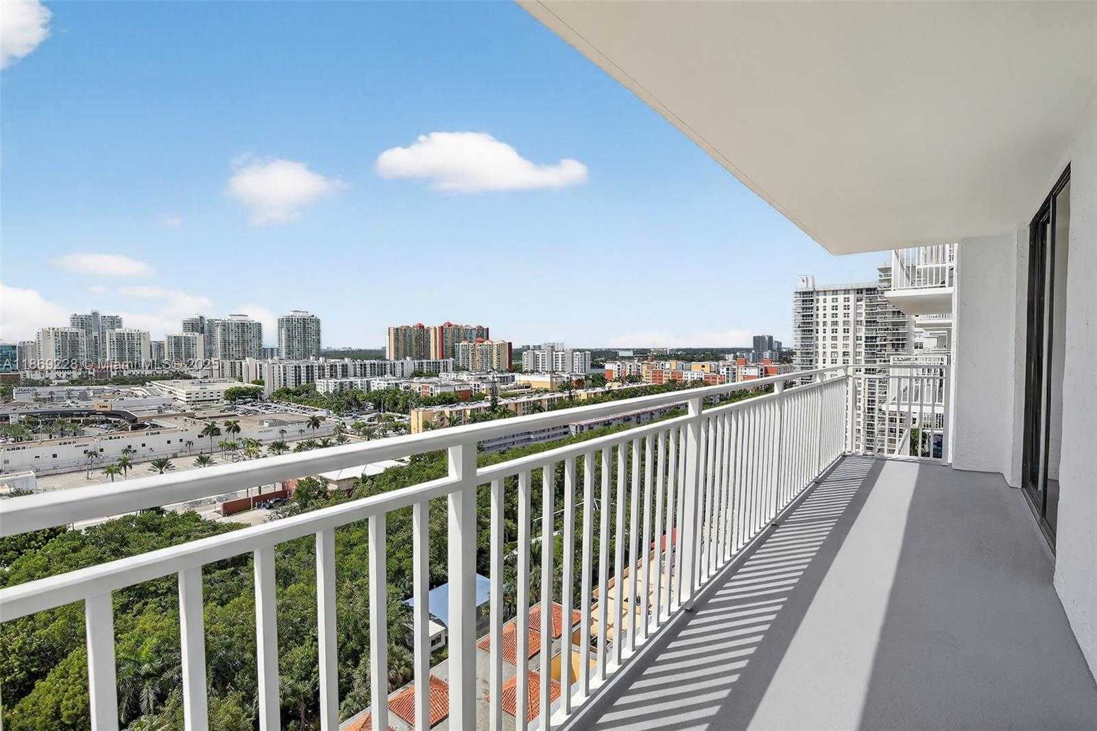 Small Image of 210 174TH ST #1703, Sunny Isles Beach Number 25