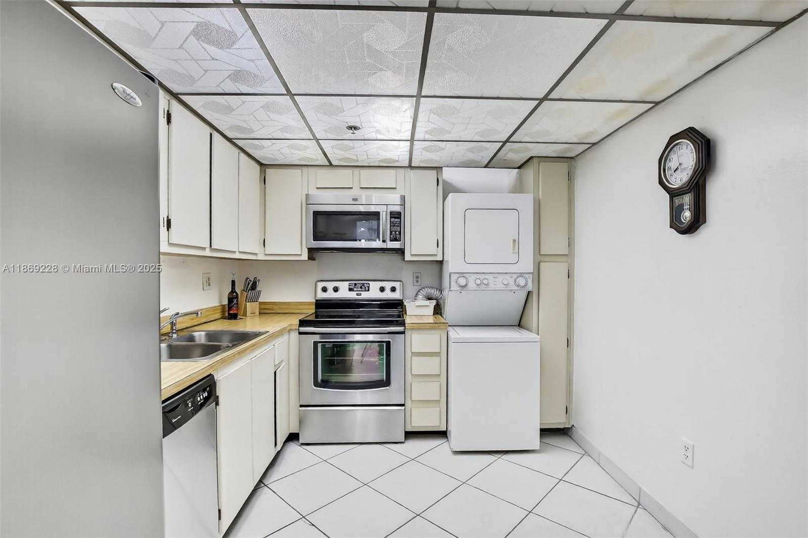 Small Image of 210 174TH ST #1703, Sunny Isles Beach Number 8