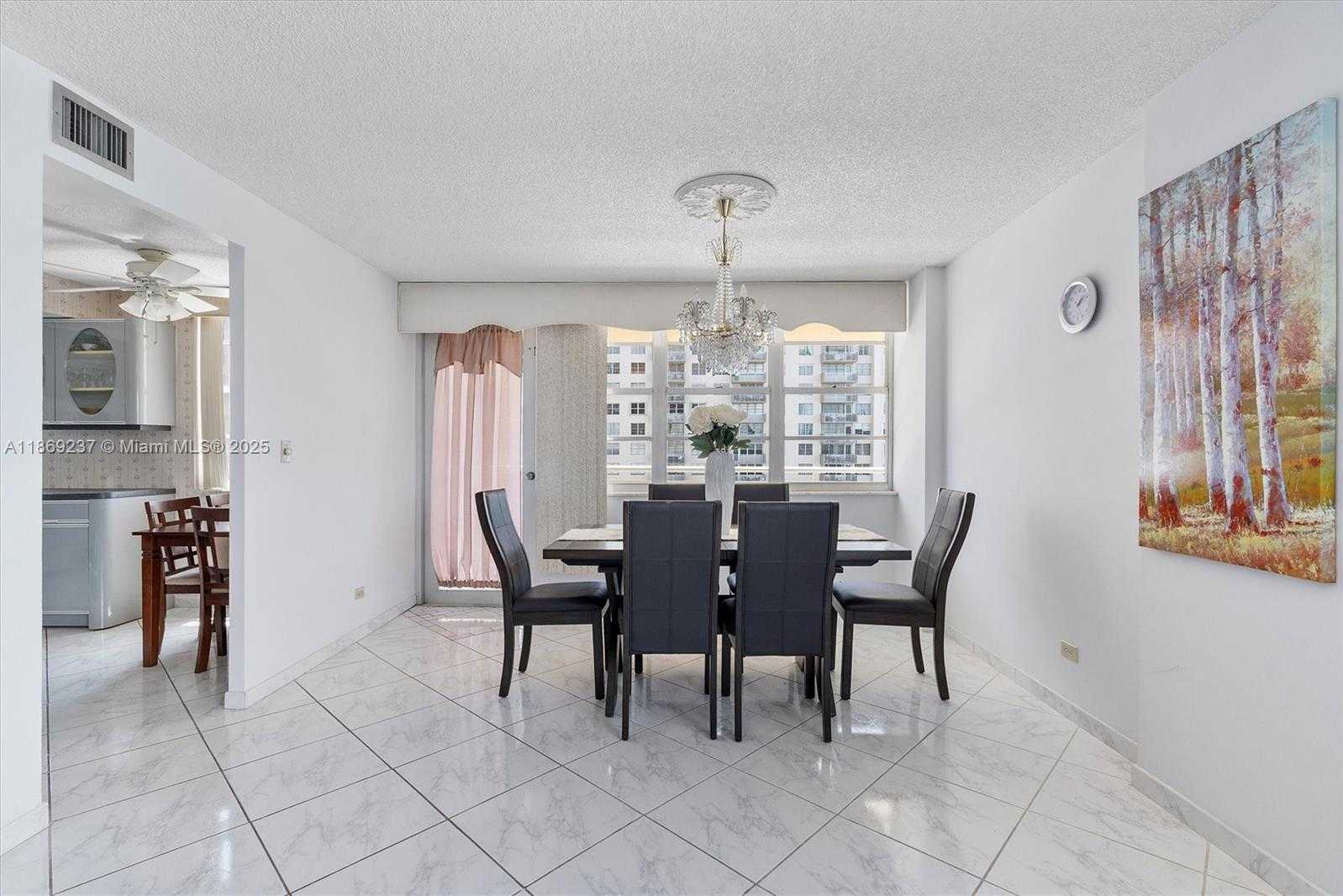 Small Image of 251 174TH ST #1005, Sunny Isles Beach Number 13