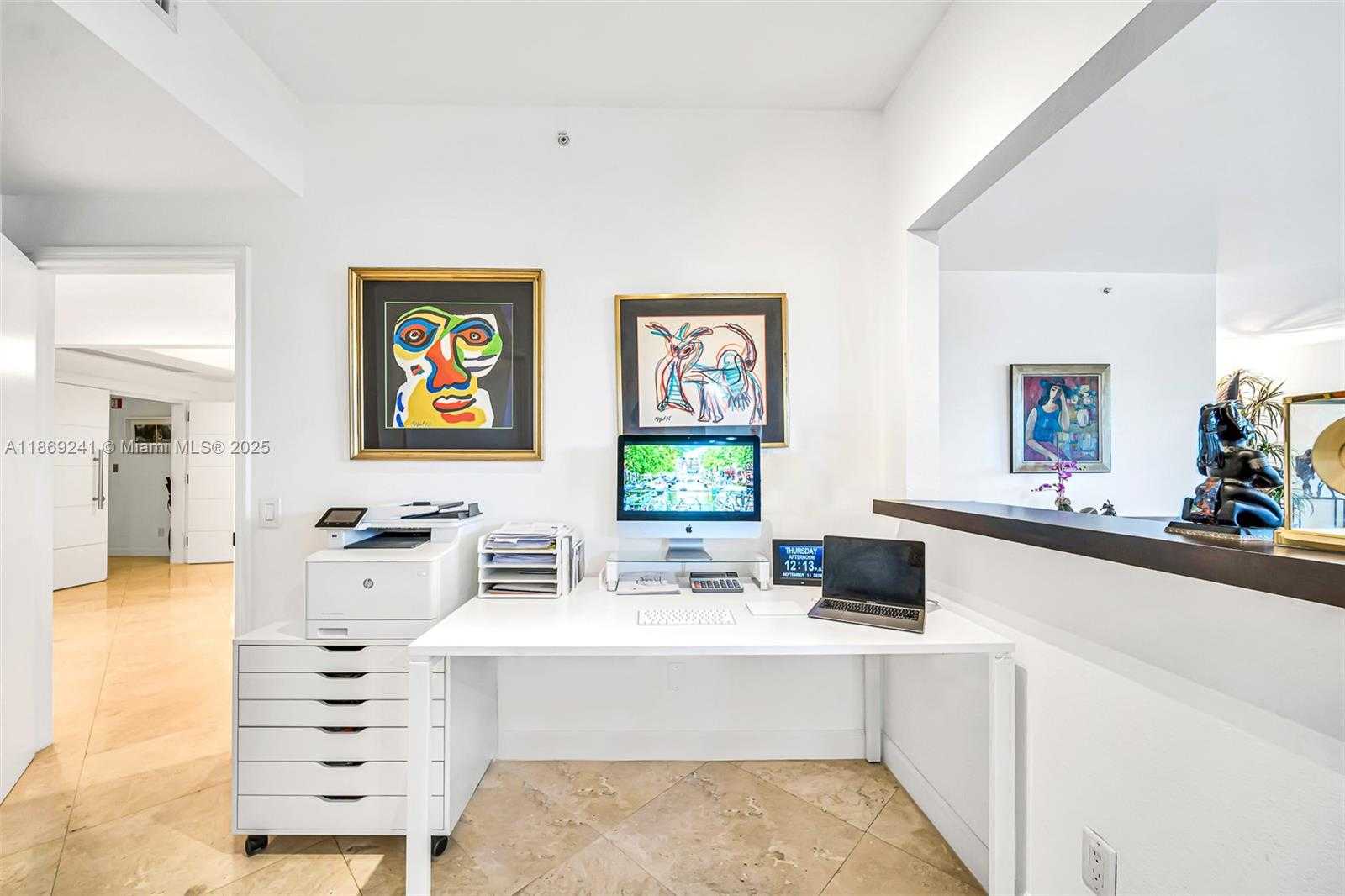 Small Image of 21050 POINT PL #401, Aventura Number 7