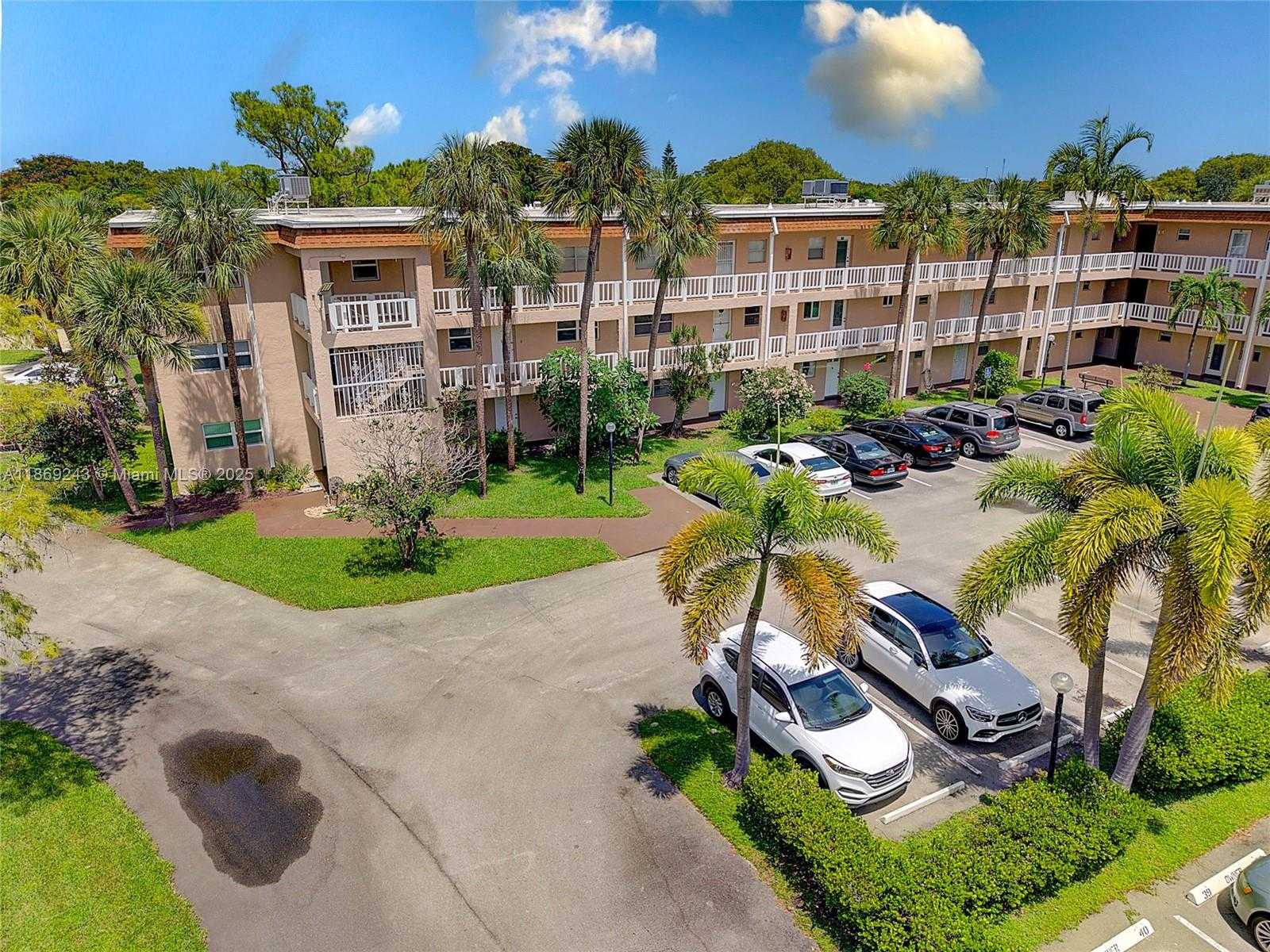Small Image of 3508 SOUTH WEST NATURA BLVD #107, Deerfield Beach Number 14