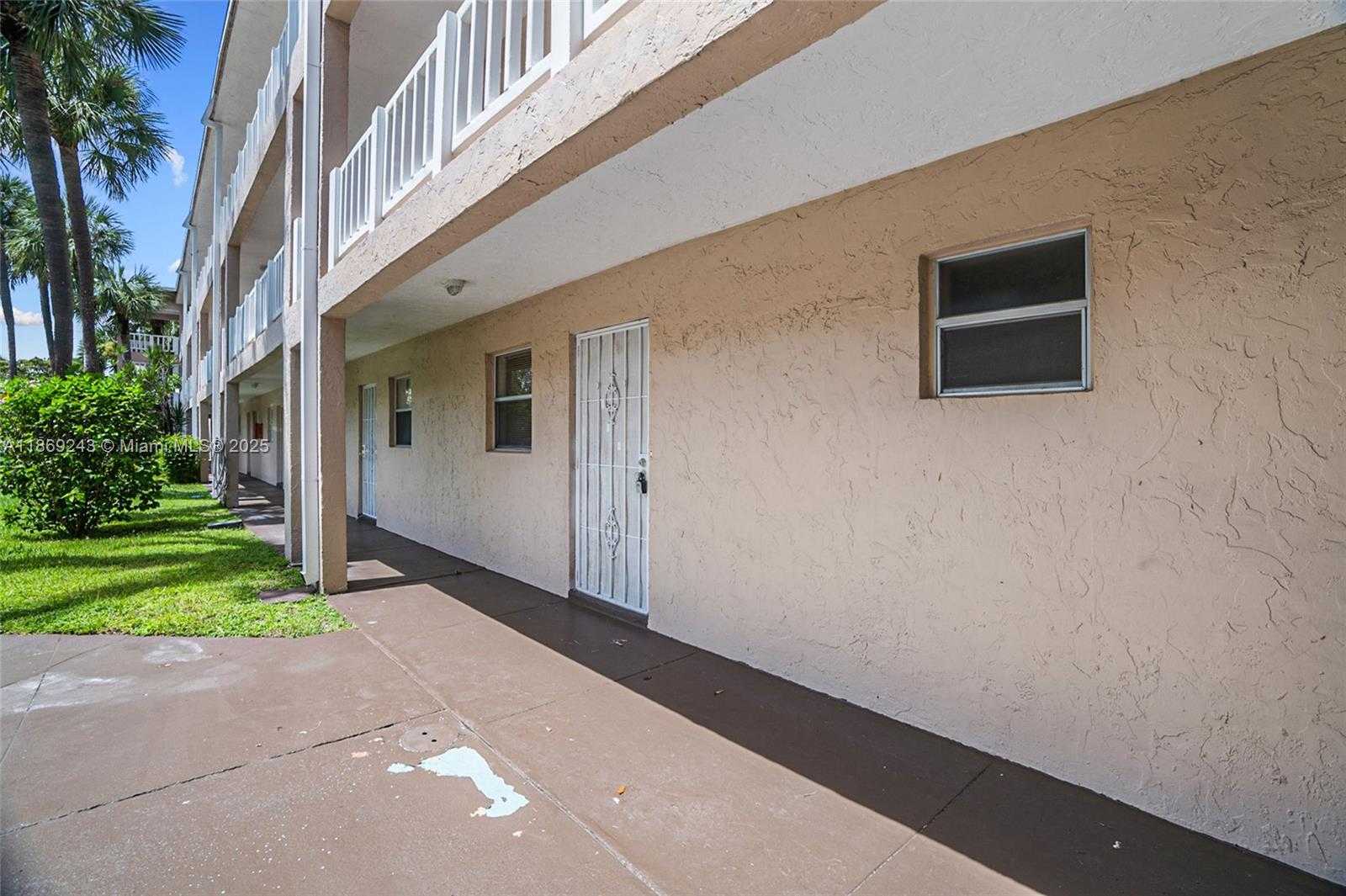 Small Image of 3508 SOUTH WEST NATURA BLVD #107, Deerfield Beach Number 22