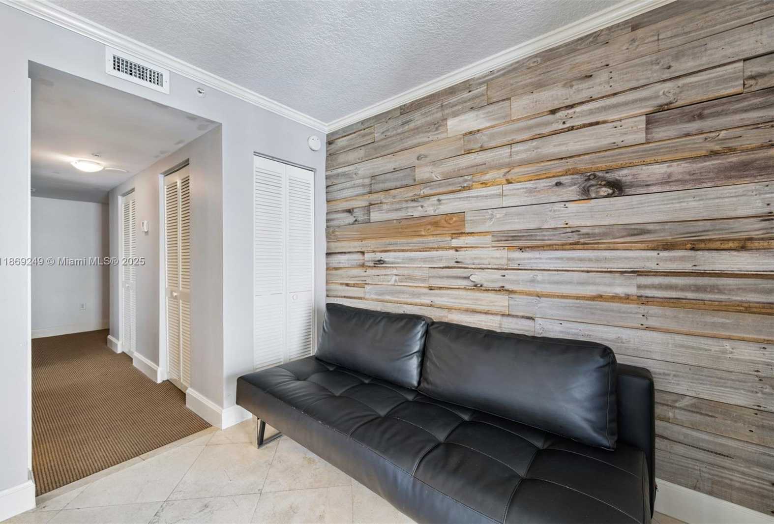 Small Image of 2951 SOUTH BAYSHORE DR #917, Miami Number 24