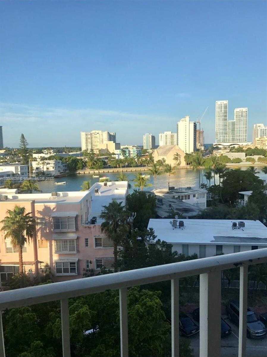 Small Image of 6900 BAY DR #7F, Miami Beach Number 14