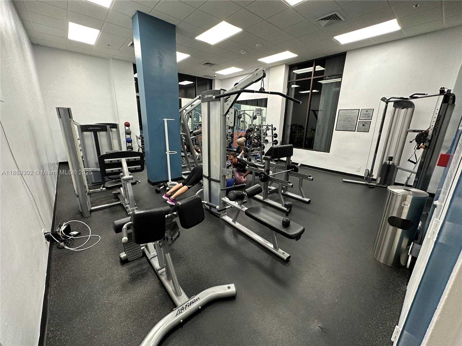 Small Image of 100 BAYVIEW DR #221, Sunny Isles Beach Number 41