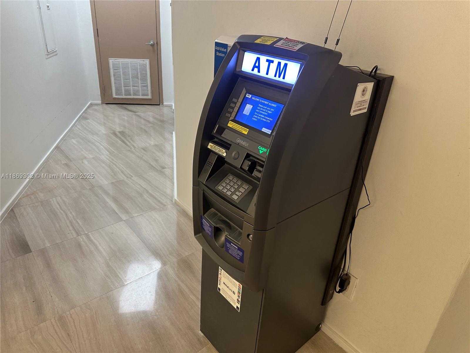 Small Image of 100 BAYVIEW DR #221, Sunny Isles Beach Number 53