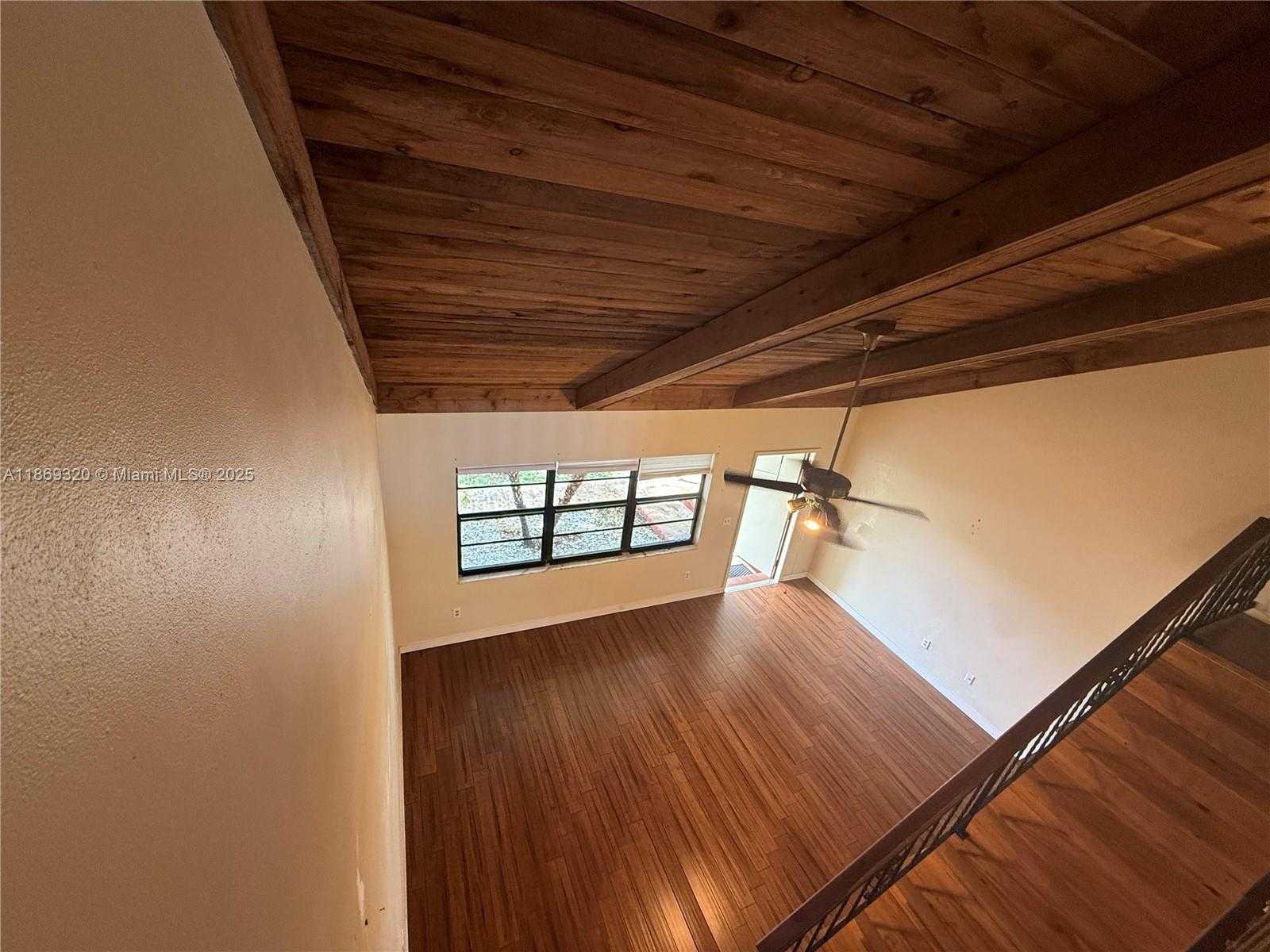 Small Image of 2111 NORTH 14TH AVE, Hollywood Number 19