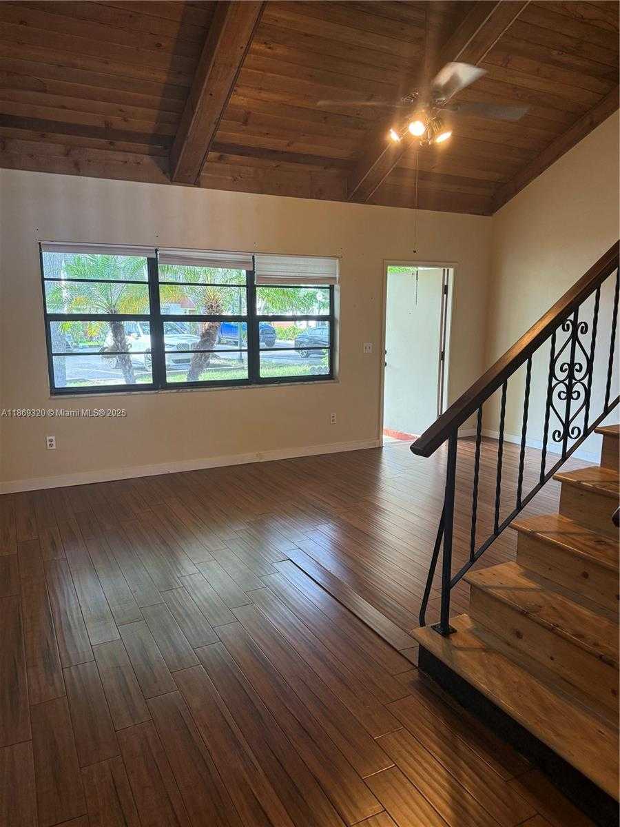 Small Image of 2111 NORTH 14TH AVE, Hollywood Number 4
