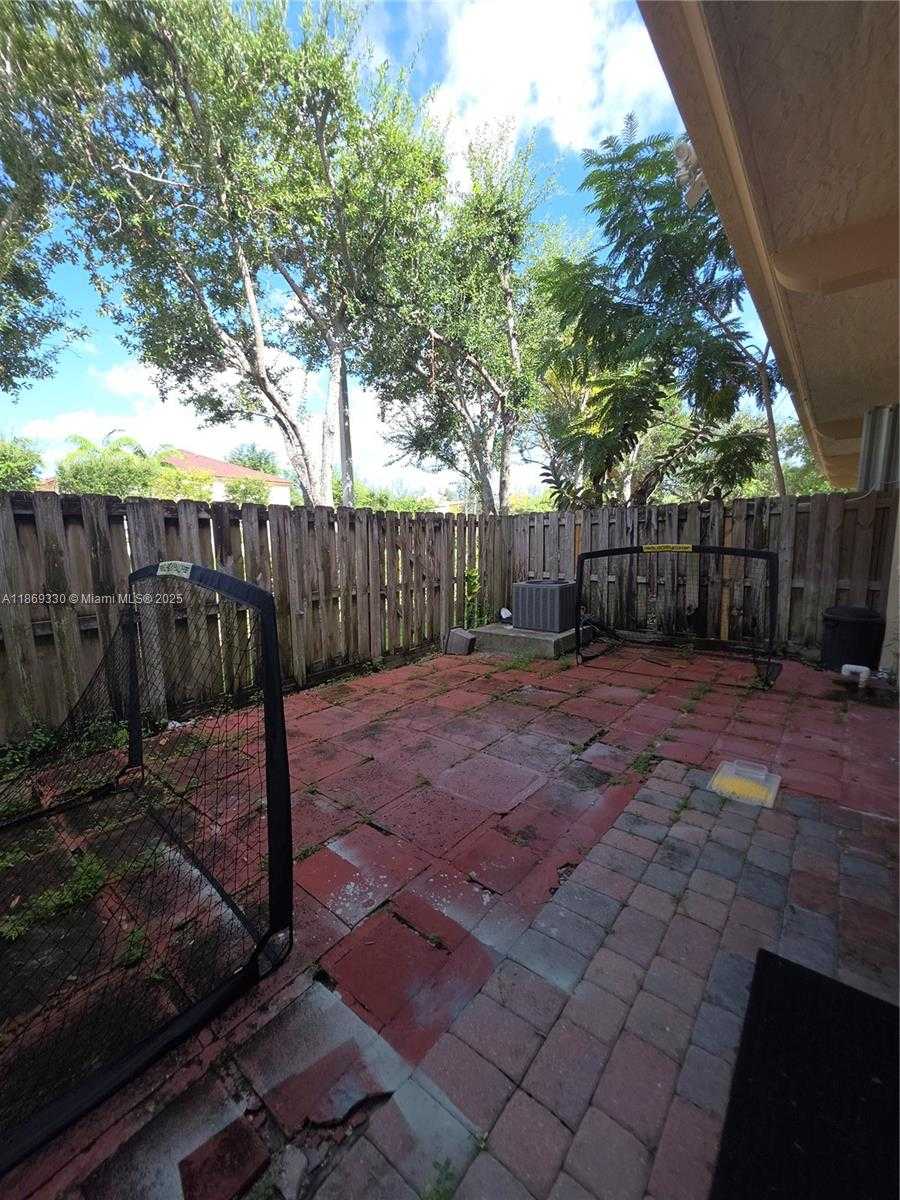 Small Image of 13236 SOUTH WEST 128TH PSGE, Miami Number 33