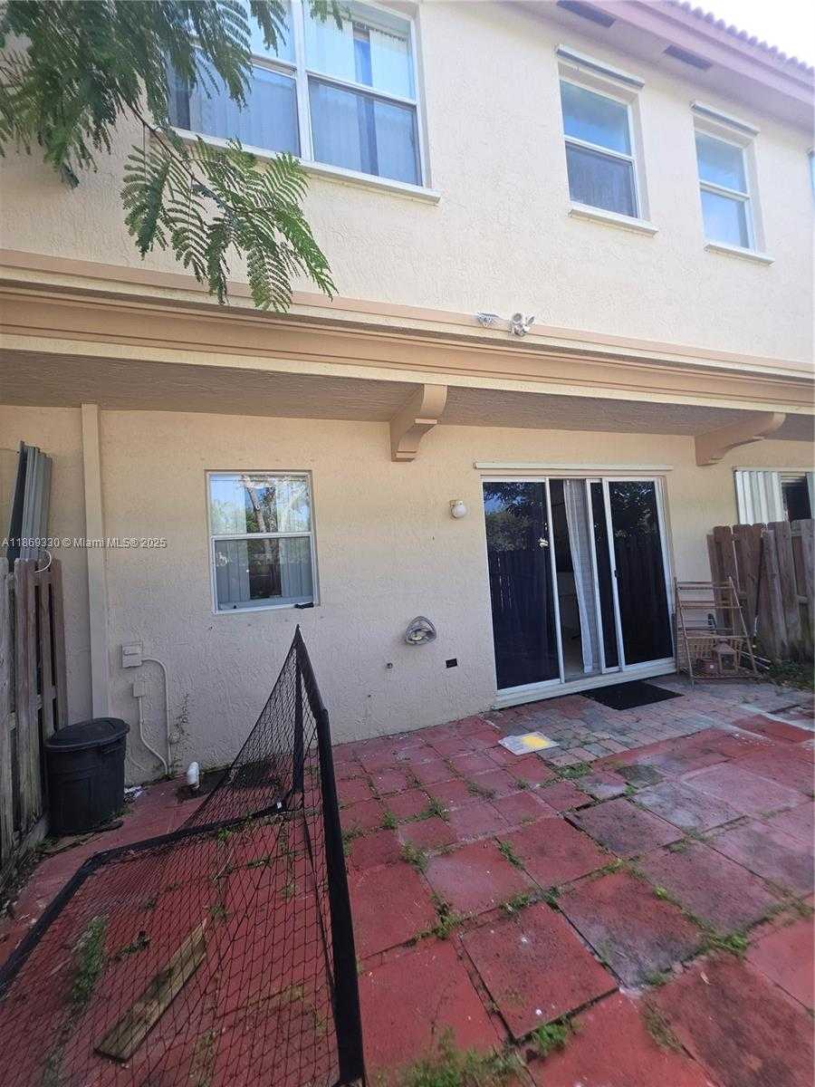 Small Image of 13236 SOUTH WEST 128TH PSGE, Miami Number 35