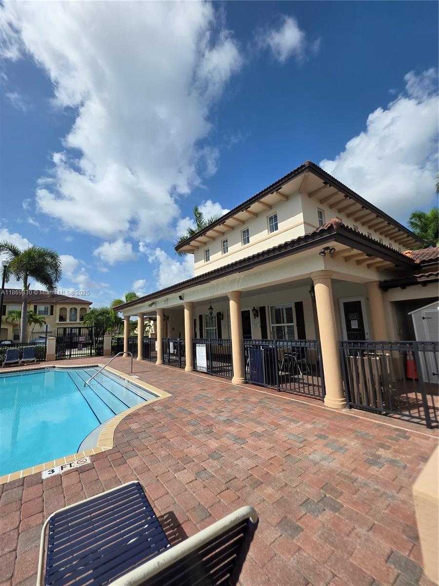 Small Image of 13236 SOUTH WEST 128TH PSGE, Miami Number 38