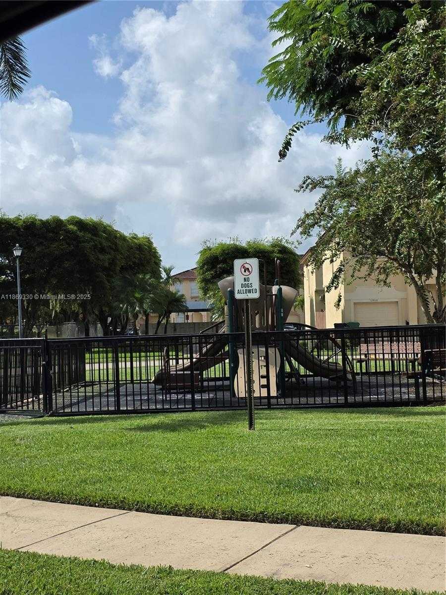 Small Image of 13236 SOUTH WEST 128TH PSGE, Miami Number 40