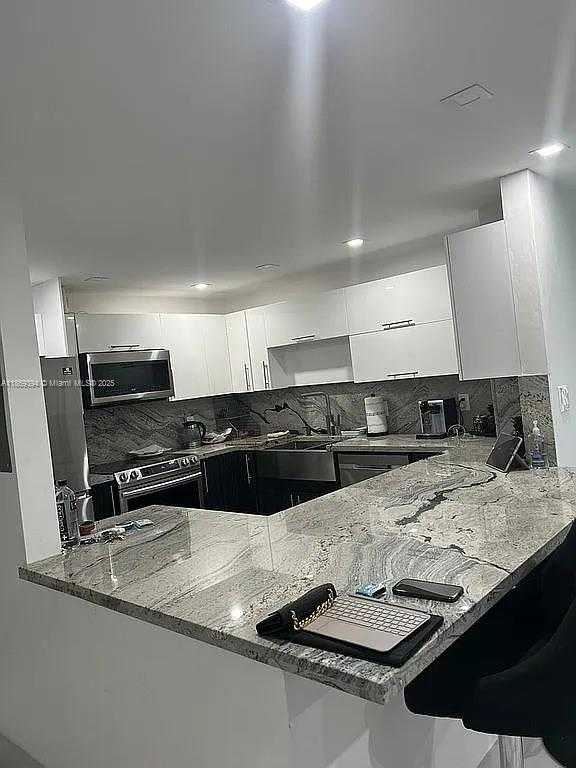 Small Image of 2301 SOUTH OCEAN DR #1207, Hollywood Number 16