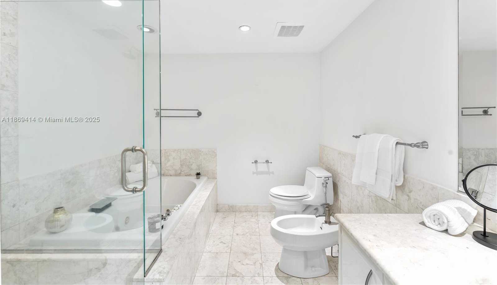 Small Image of 1331 BRICKELL BAY DR #1706, Miami Number 11