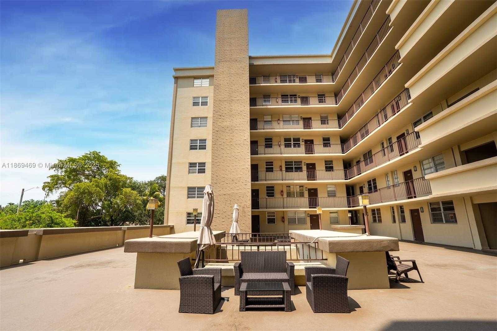 Small Image of 1811 JEFFERSON ST #601, Hollywood Number 20