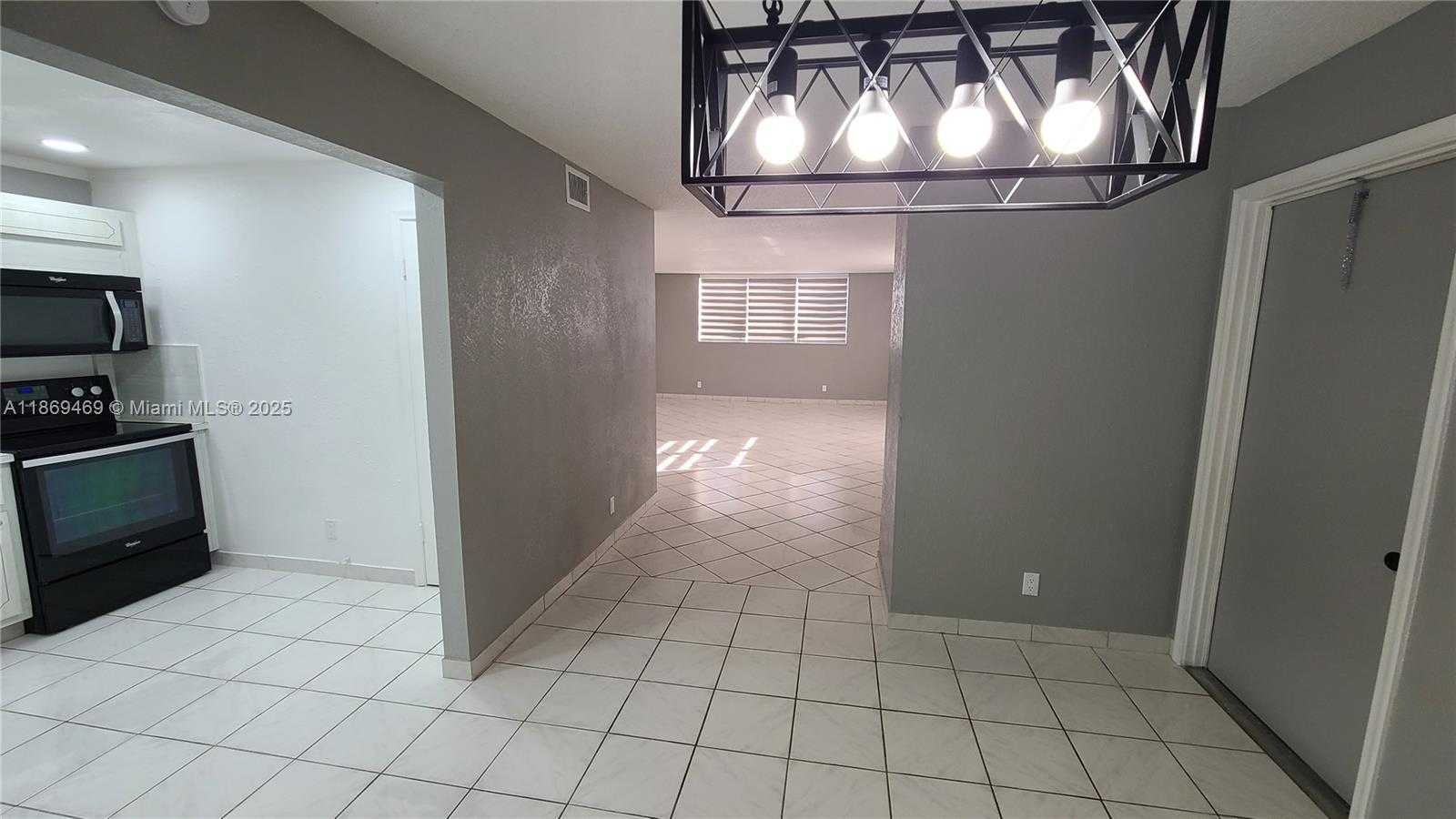 Small Image of 1811 JEFFERSON ST #601, Hollywood Number 5