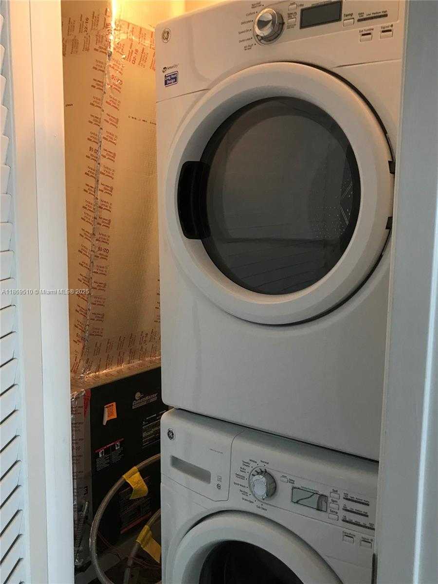 Imagen de Pequeño Objeto