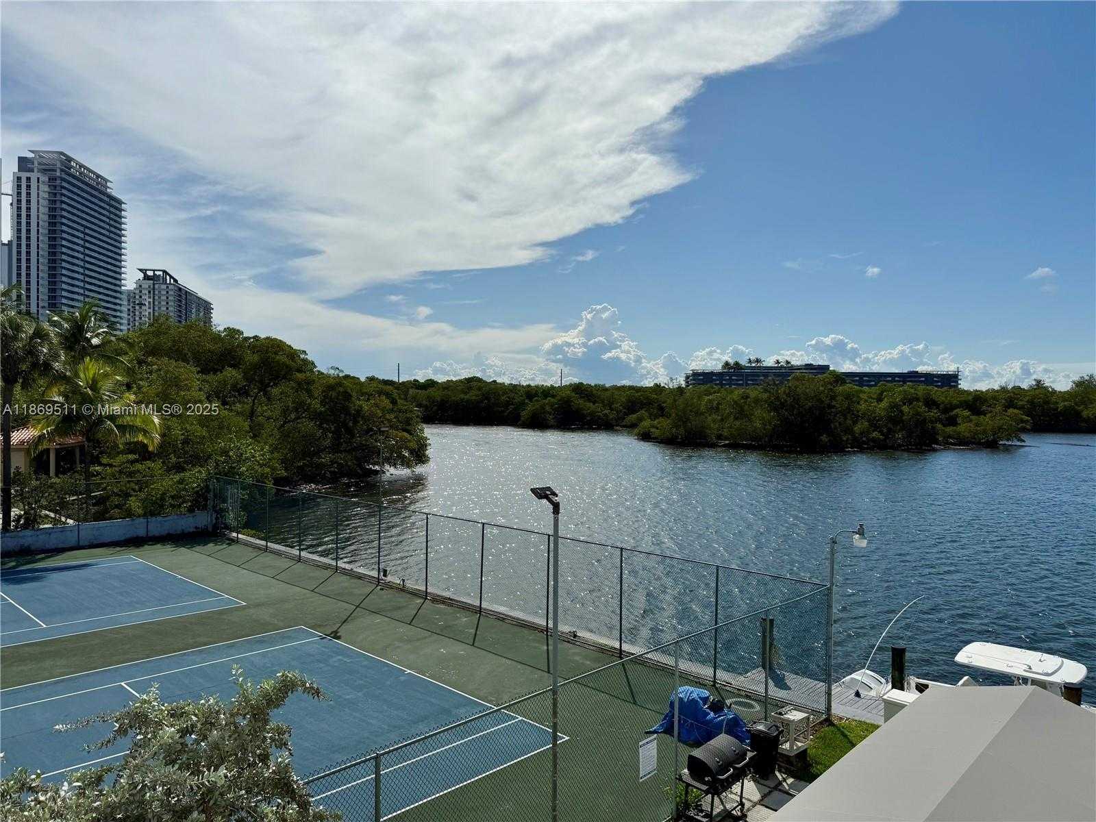 Small Image of 16546 NORTH EAST 26TH AVE #3G, North Miami Beach Number 6