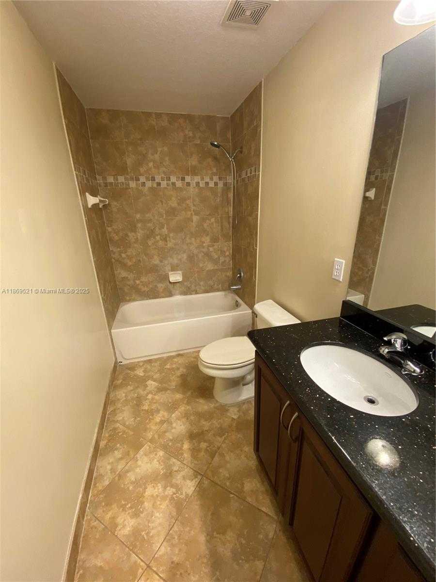 Small Image of 22159 MAJESTIC WOODS WAY, Boca Raton Number 20