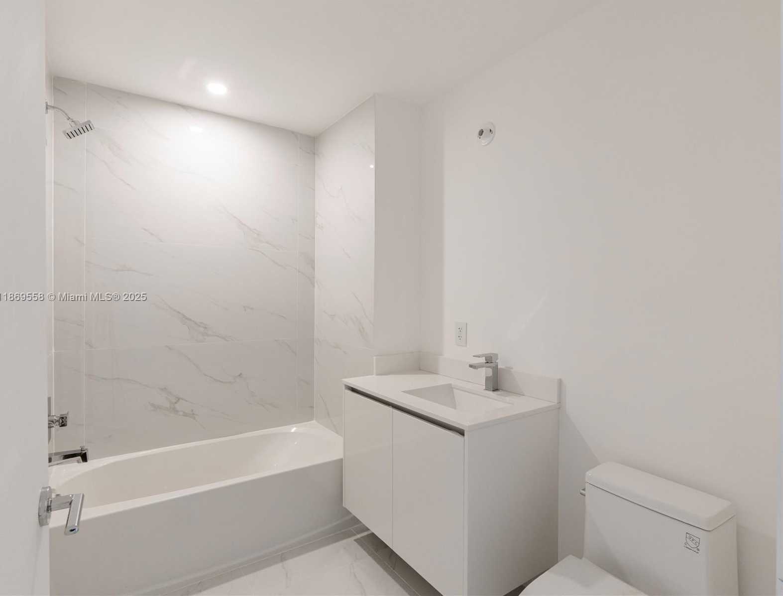 Small Image of 700 NORTH EAST 24TH ST #3606, Miami Number 16